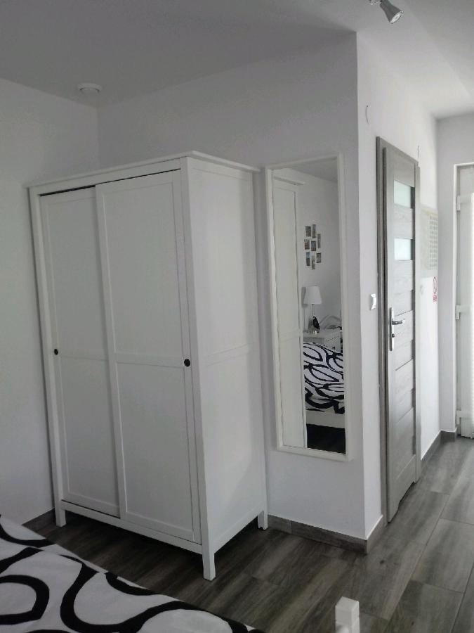 Pokoje Przy Zamku Podzamcze  Bagian luar foto